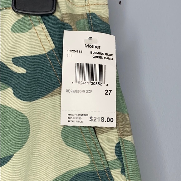 Mother The Shaker Chop Crop Printed Jeans in - Picture 4 of 8